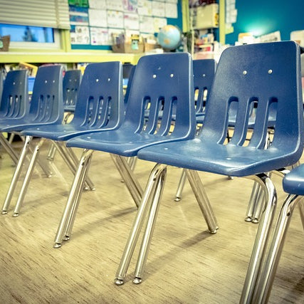Why Are School Chairs So Uncomfortable? Exploring Ergonomic Flaws